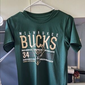 NBA Milwaukee Bucks Green Short Sleeve Tee